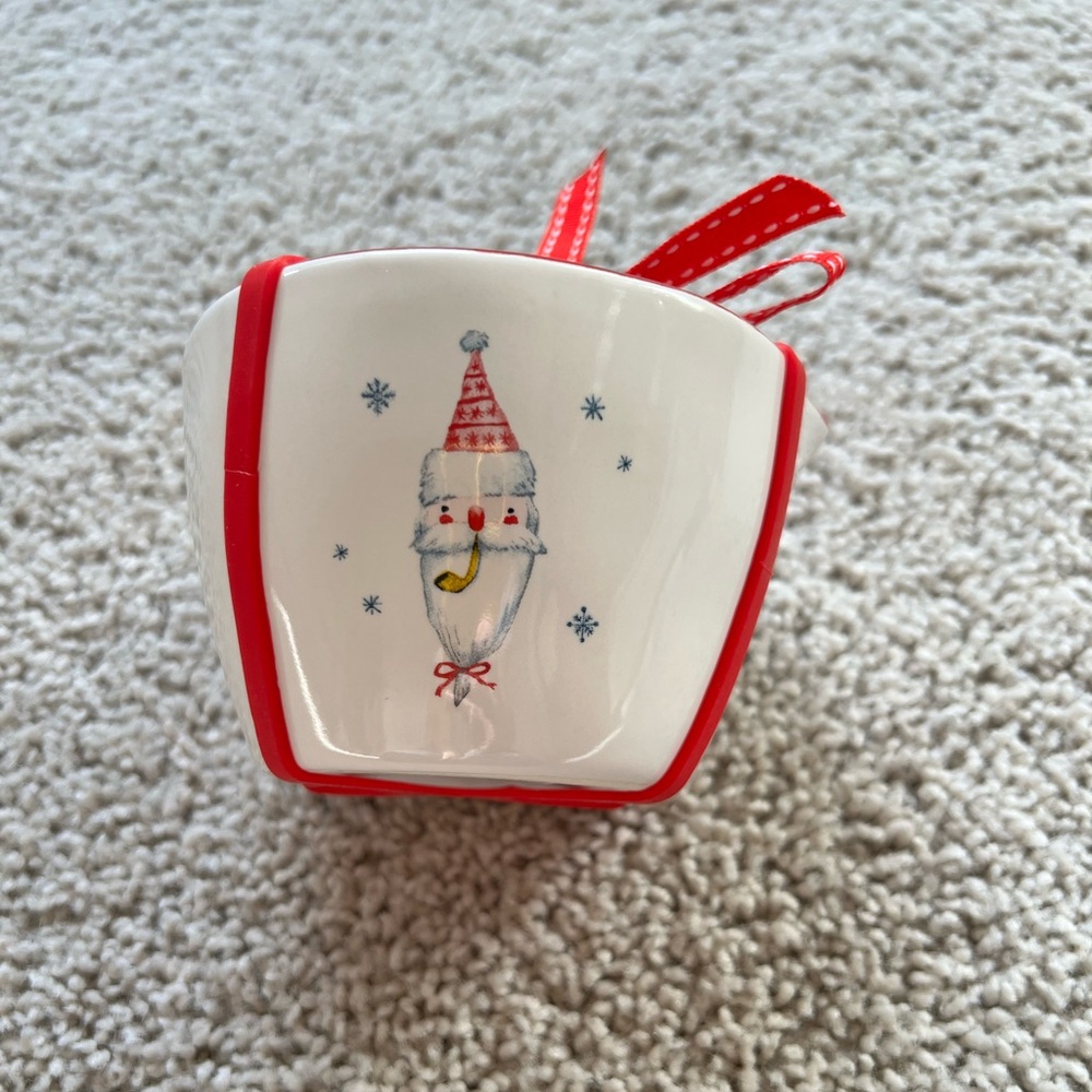 Rae Dunn Santa Measuring Cups